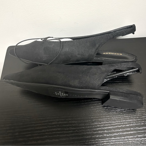 NWT Express Suede Flats - Picture 4 of 8